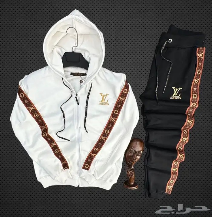 أطقم كاملة ماركات مقلدة بأسعار جملة للمحلات واصحاب المتاجر 23