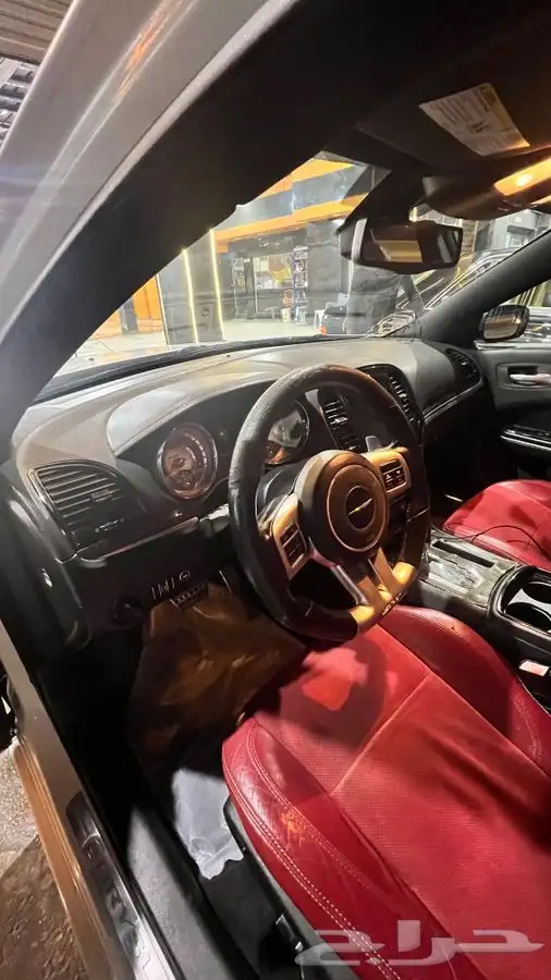 كرايسلر SRT 2013 تشليح قطع غيار 4