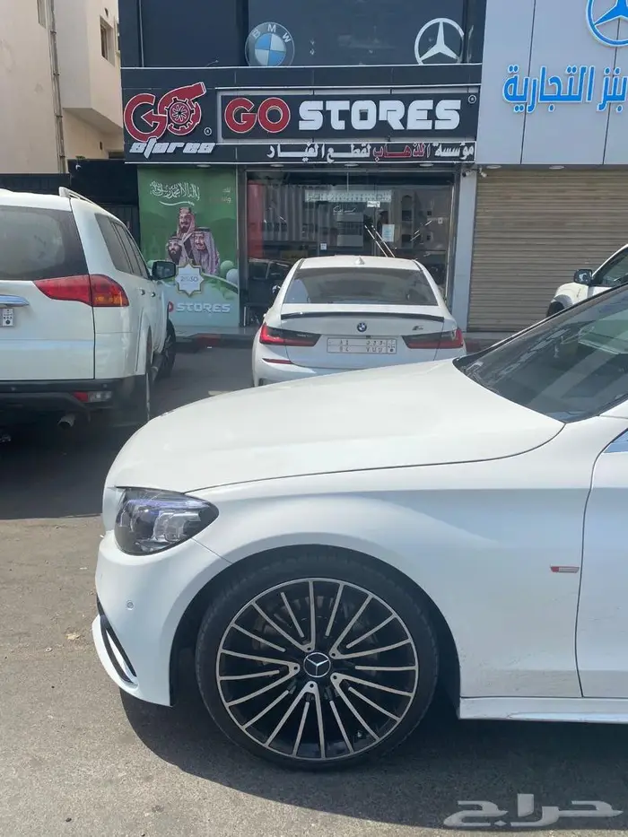 مرسيدس وبي إم دبليو اسأل على عروض افتتاح المركز الجديد 19