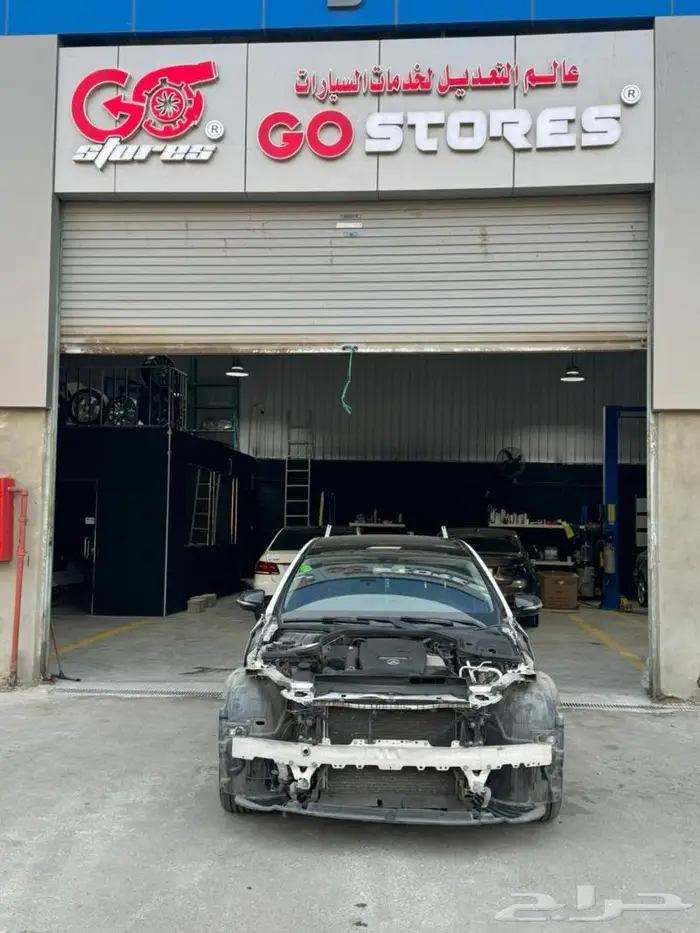 مرسيدس وبي إم دبليو اسأل على عروض افتتاح المركز الجديد 23