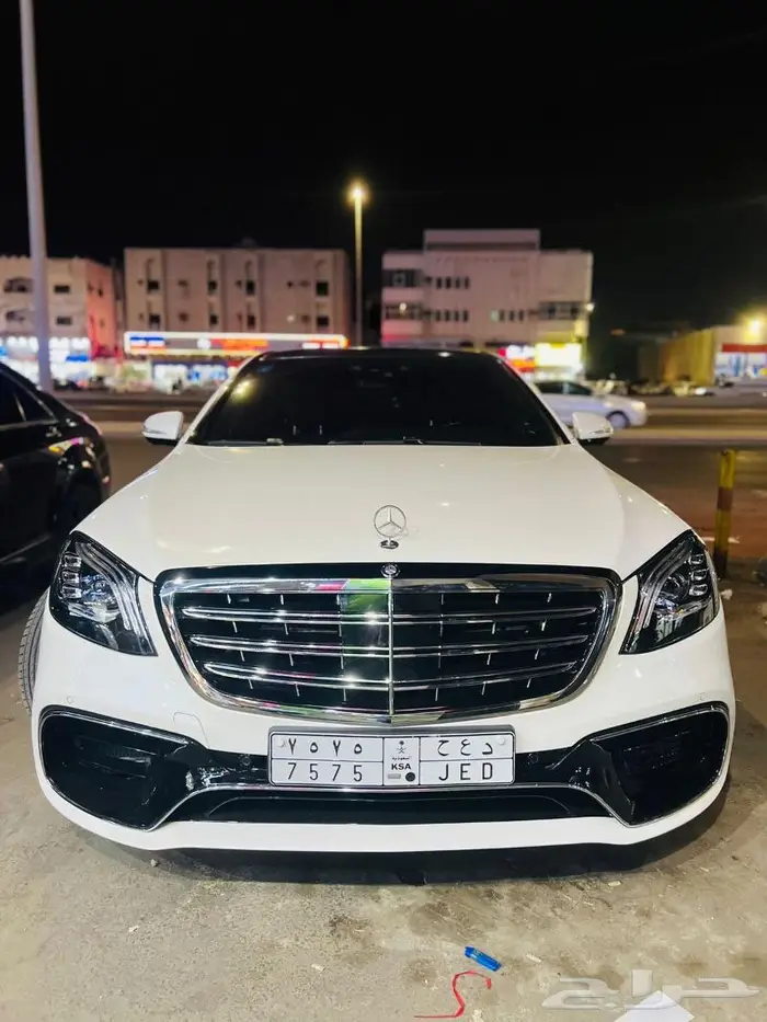 مرسيدس وبي إم دبليو اسأل على عروض افتتاح المركز الجديد 69