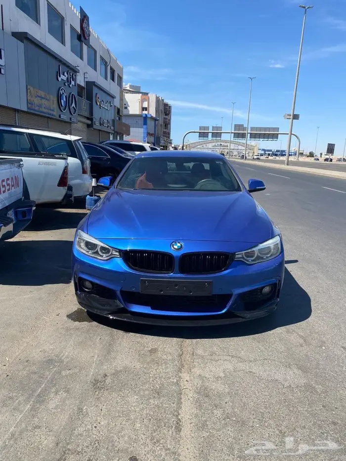 مرسيدس وبي إم دبليو اسأل على عروض افتتاح المركز الجديد 72