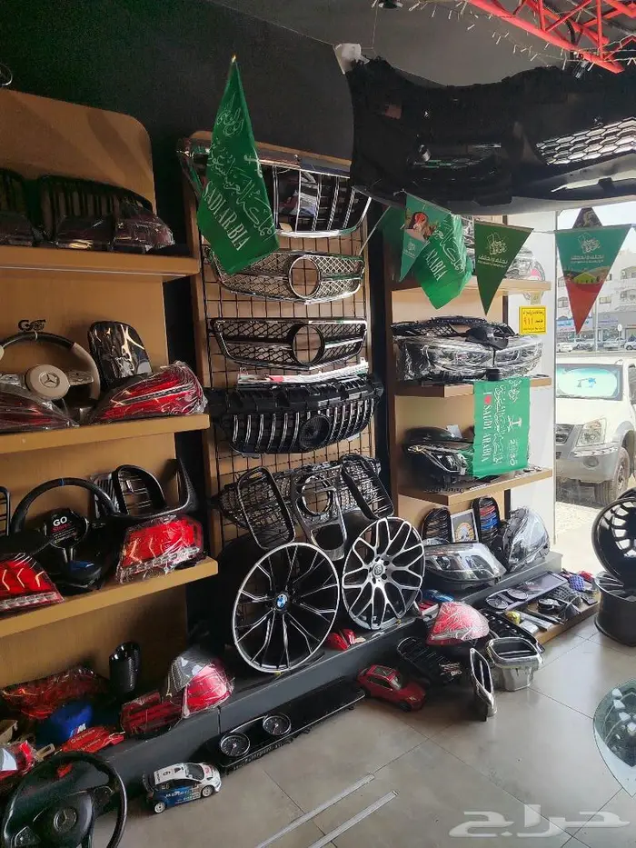 مرسيدس وبي إم دبليو اسأل على عروض افتتاح المركز الجديد 73