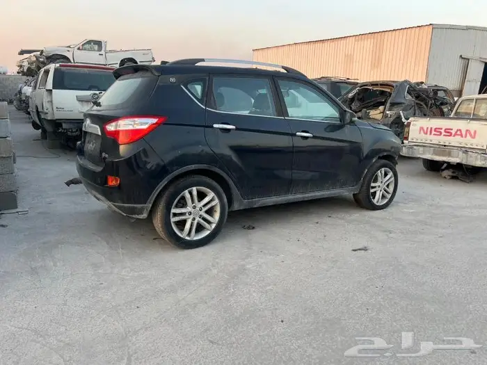 شانجان CS35 موديل 2019 مصدوم تشليح ((قطع غيار فقط)) 2