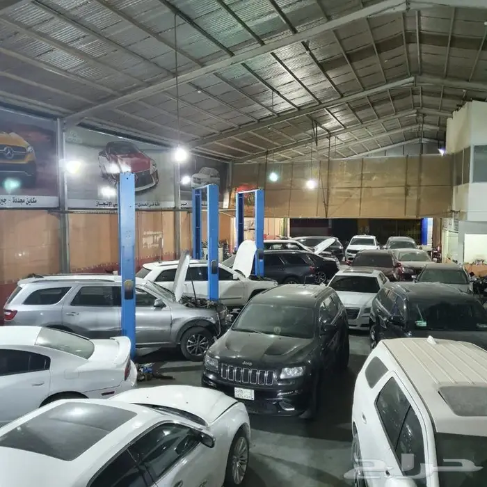 واسطبات وشمعات وتنك بنزين جراند شيروكي درانجو كرايزلر 18