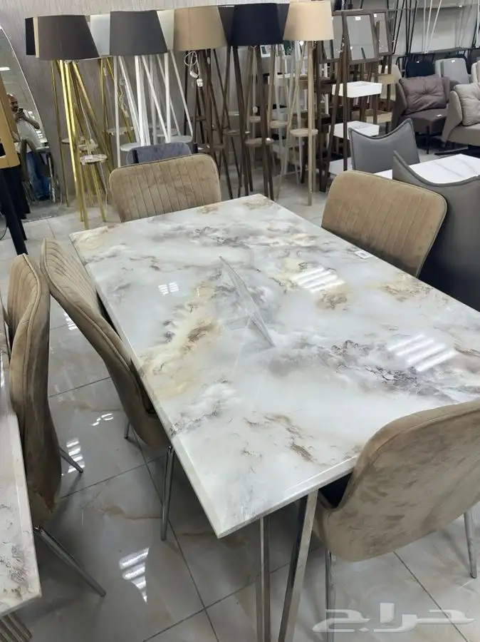 طاولات و كراسي وطاولات خدمة 44