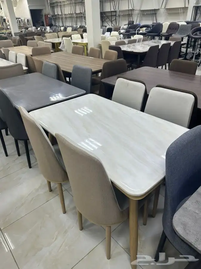 طاولات و كراسي وطاولات خدمة 28