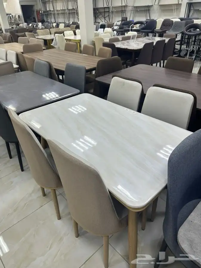 طاولات و كراسي وطاولات خدمة 27