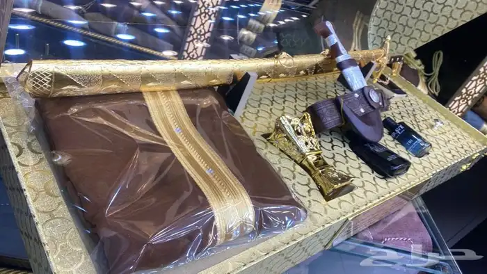 هدية سيف درع ملازم زواج ترقية تقاعد جنبية عطورات 6