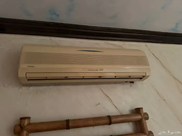 كراسي مكتب وكنب للبيع عاجل اليوم 8