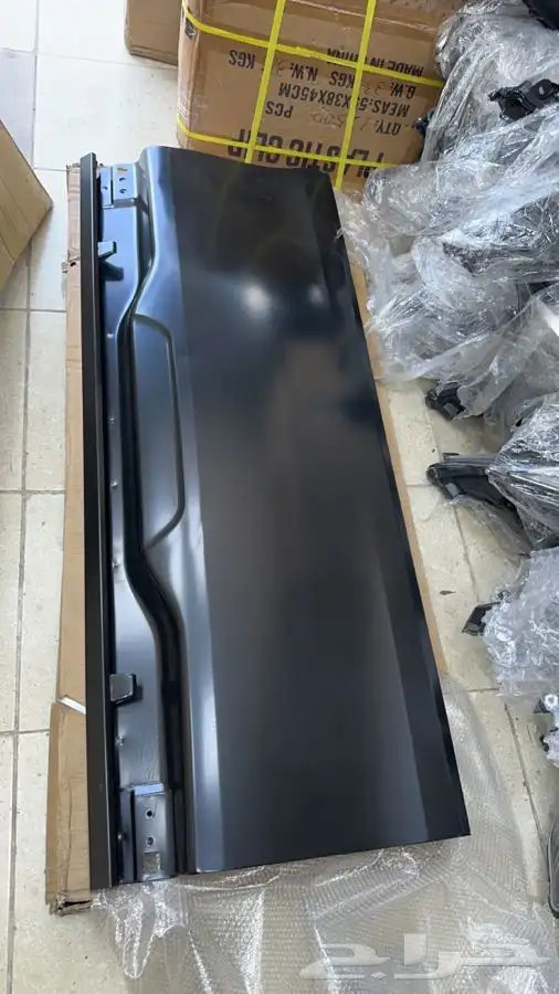 باب صندوق هايلكس 0