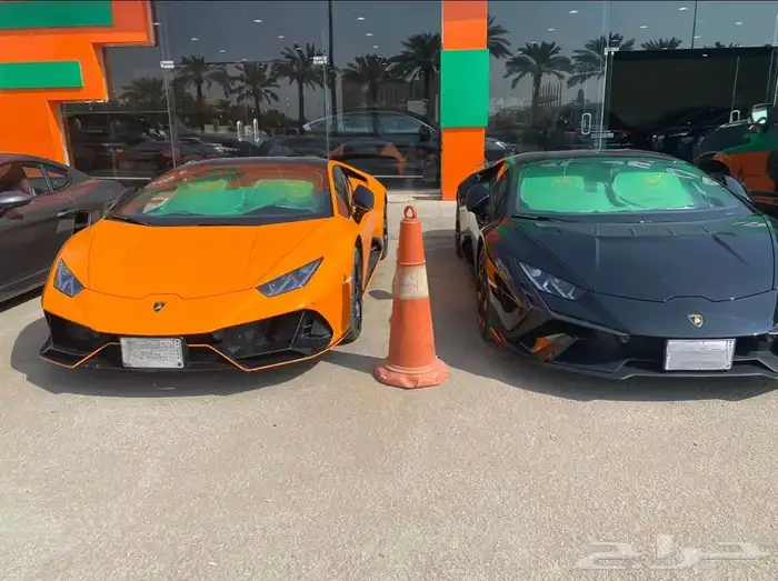 للايجار اليومي لامبورجيني هوراكان سيارة الويكند 3