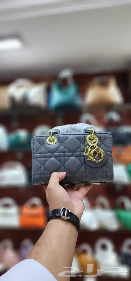 هدايا نسائية ورجاليه درجات اولى 49