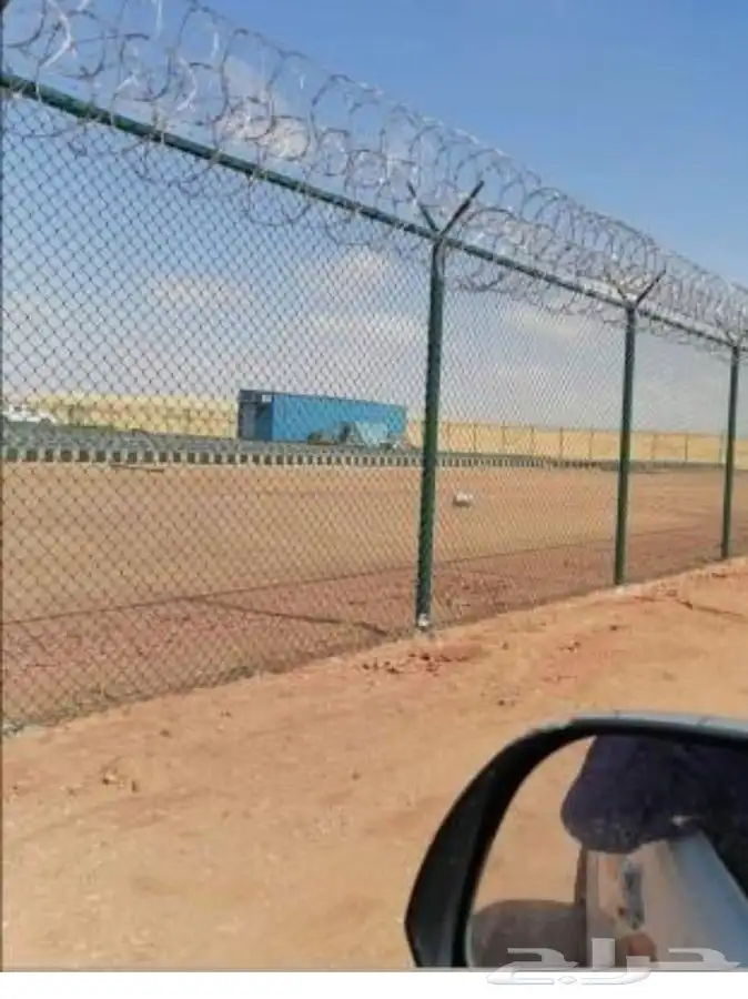 تركيب شبك ملاعب ومزارع قسم السياجات لدى الشركه 58