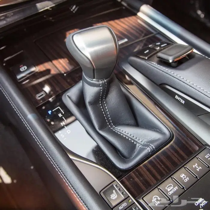 اصلاح مضخم صوت وشاشات لجميع السيارات 20