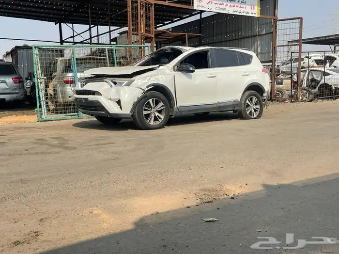 راف فور قطع غيار تشليح موديل 2018 4