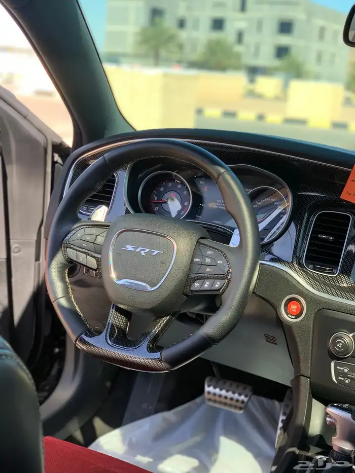 تشارجر SRT 39km ولوحة مميزة 11