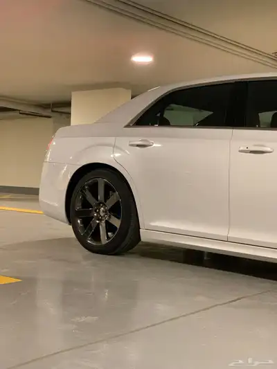 SRT كرايسلر ممشى 37 الف كيلو 3