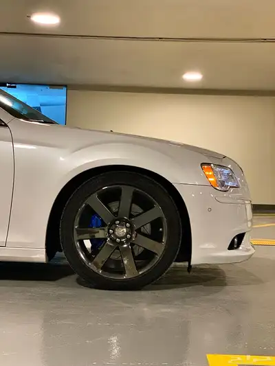 SRT كرايسلر ممشى 37 الف كيلو 1