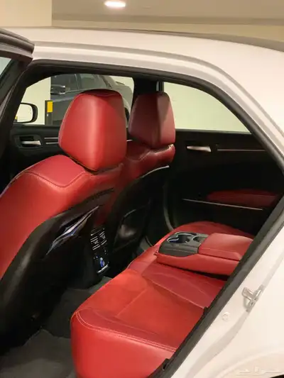 SRT كرايسلر ممشى 37 الف كيلو 9