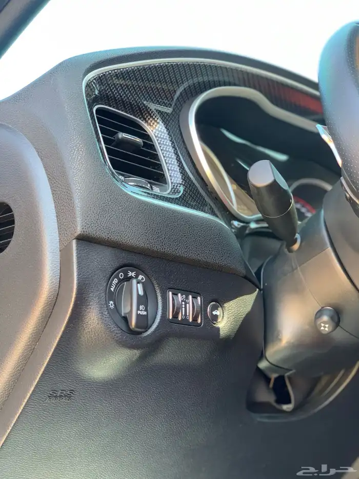 تشارجر SRT 39km ولوحة مميزة 25