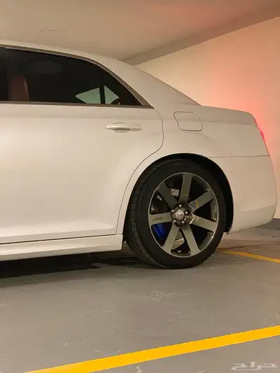 SRT كرايسلر ممشى 37 الف كيلو 12
