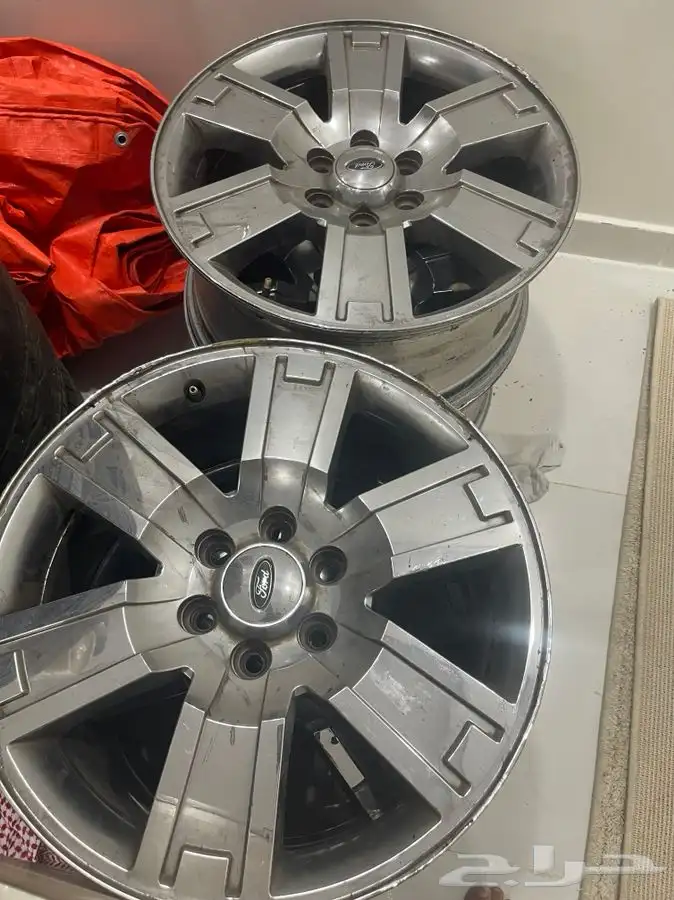 جنوط اكسبيديشن 2007 نظيفة وجنوط طقم 0