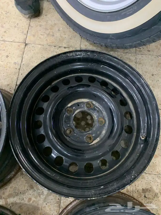 جنوط مرسدس بدون كفرات 3