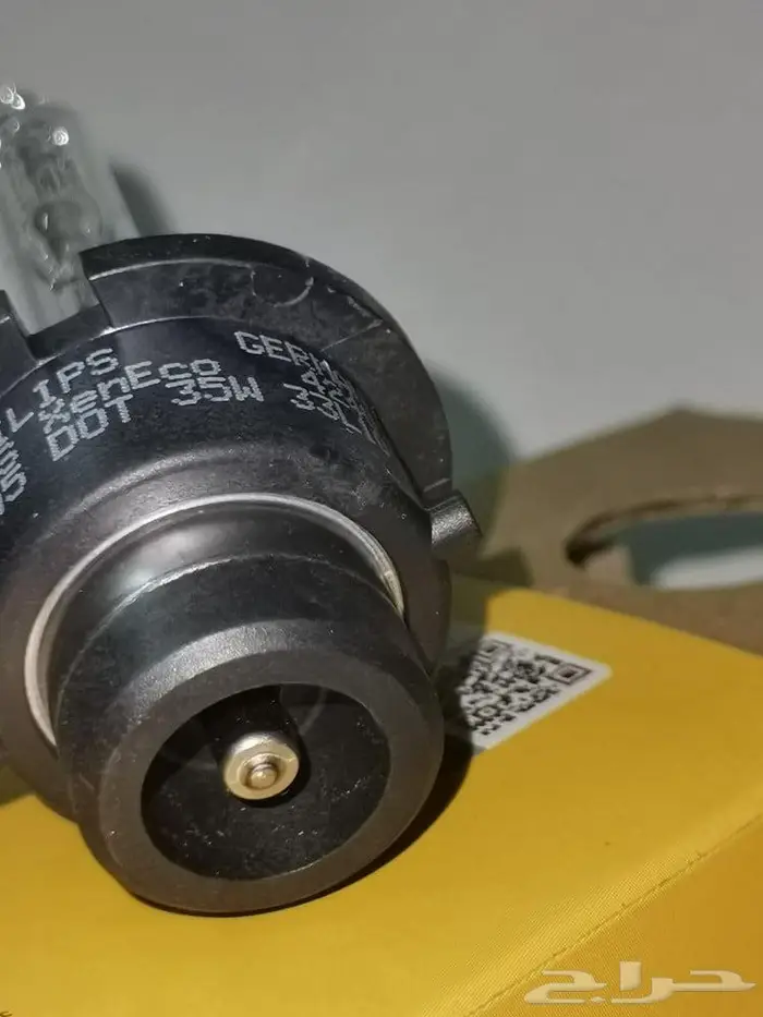 لمبات زينون philips الأصلية متوفر 4300k و 6000k 8