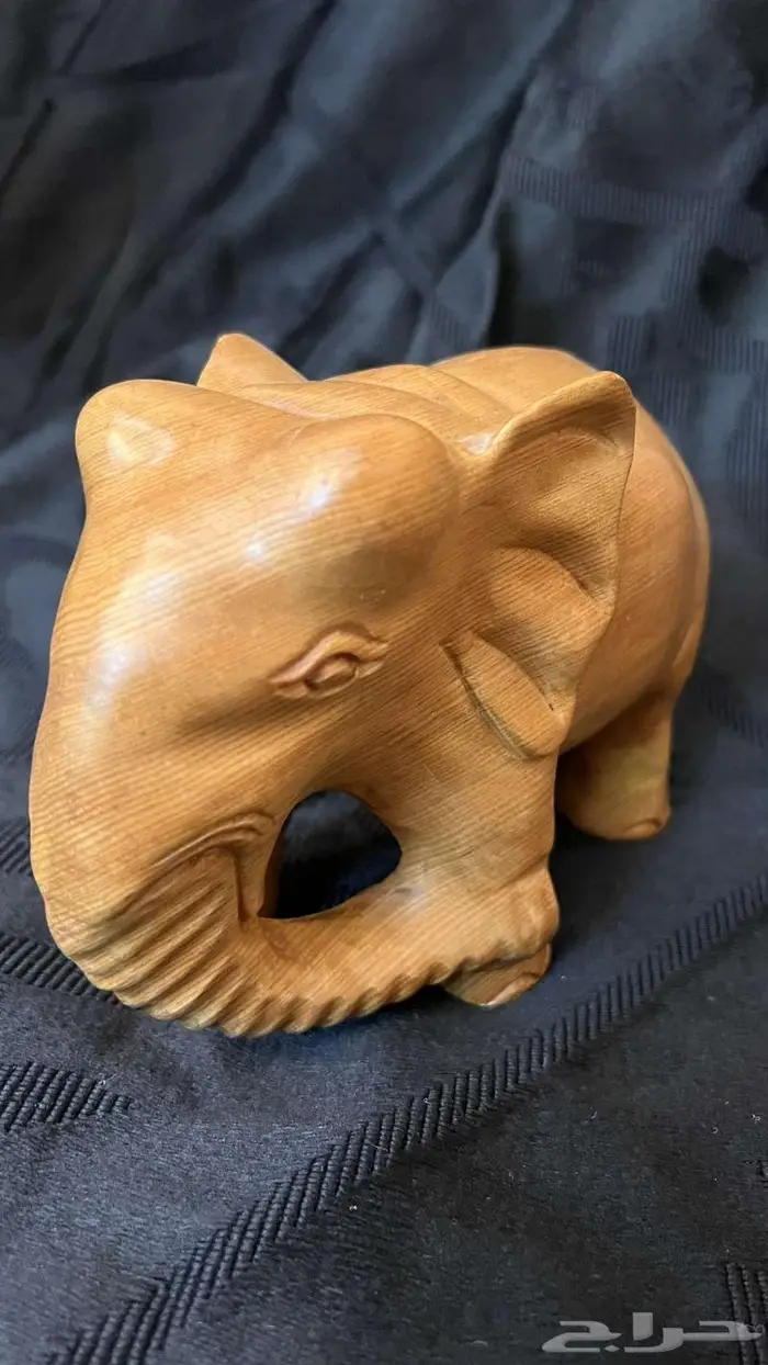 مجسم فيل من الخشب 8