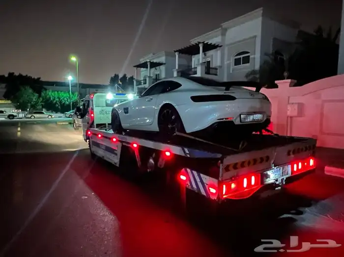 سطحات الامارات من الرياض راجع الى دبي 0