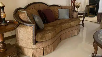 طقم كنبات من هوم سنتر قابل للتفاوض 3