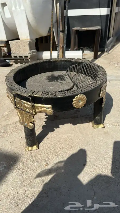 خزانات ومجالس وخيام وبيوت شعر وجميع مستلزمات المخيمات 40