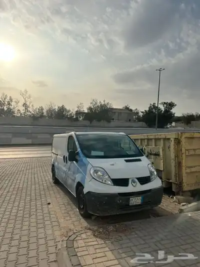 للبيع فان بضاعه رينولت 2012 بنزين 2