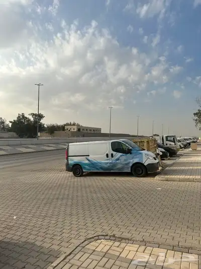 للبيع فان بضاعه رينولت 2012 بنزين 5