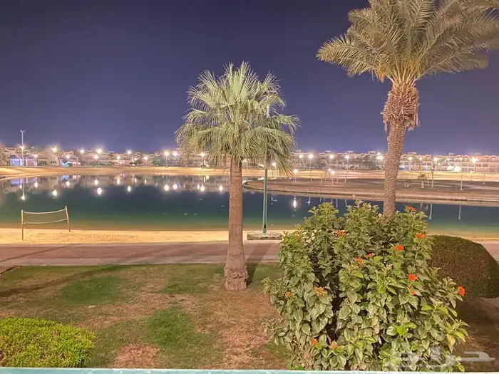 شاليه منتجع درة العروس على البحر مباشرة 1