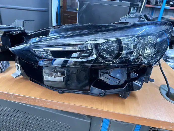 شمعه مازدا 3