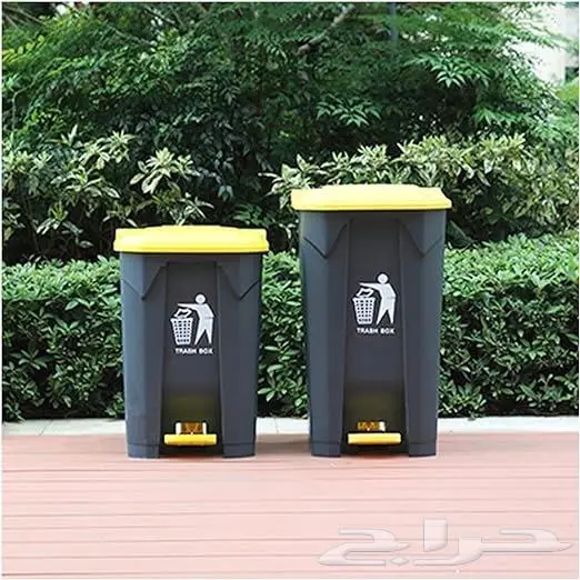 حاويات نفايات مع كفرات 13