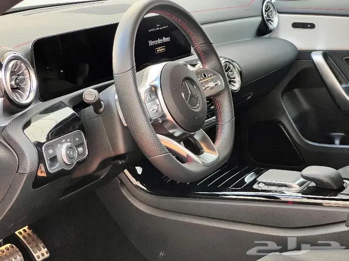 مرسيدس CLA200 AMG 2023 فقط 5000 KM تم البيع 32