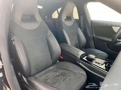 مرسيدس CLA200 AMG 2023 فقط 5000 KM تم البيع 33