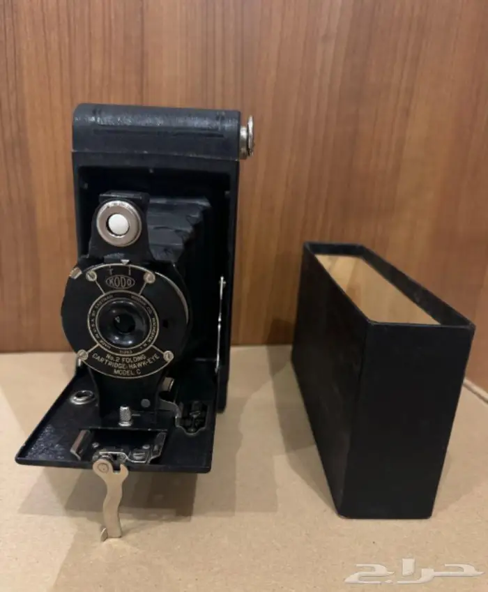 كاميرا منفاخ قديمه ماركه كوداك عمرها فوق 90 عام 0