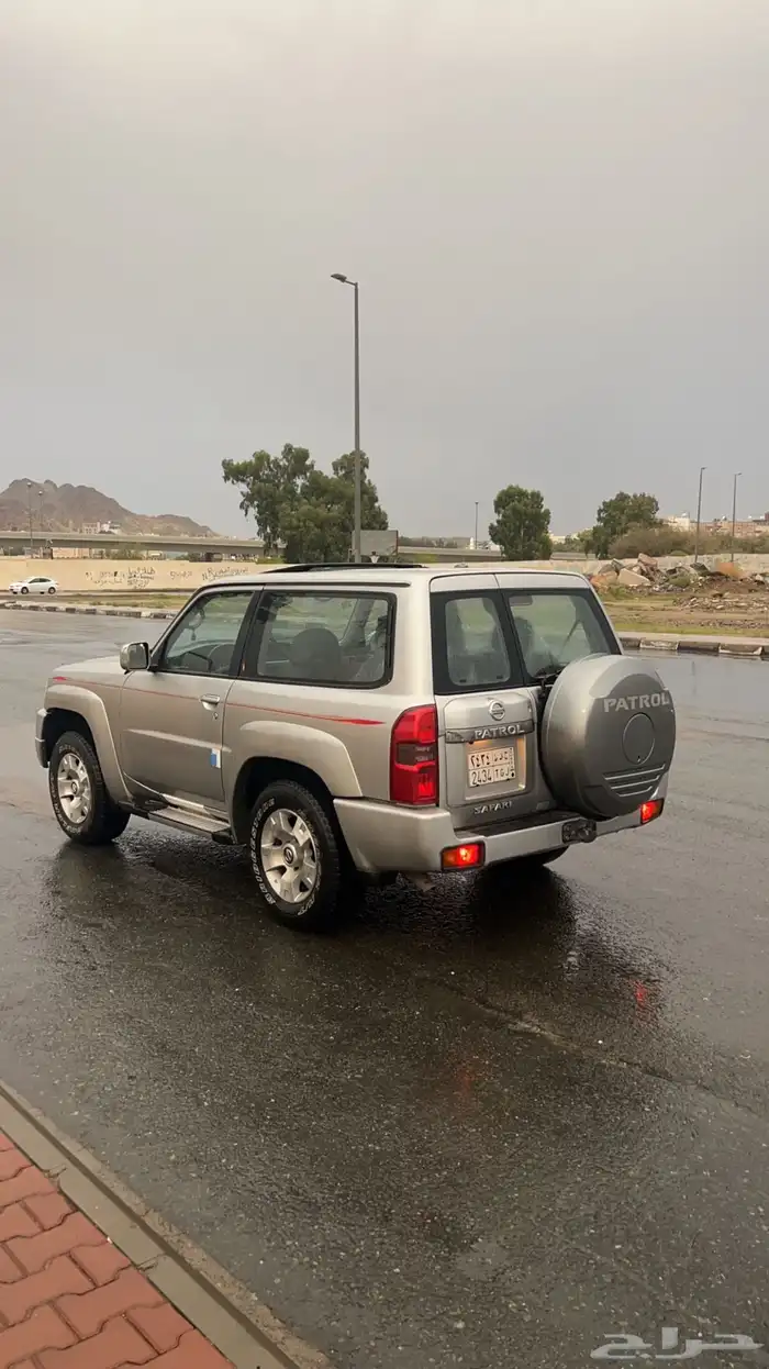 ( مباع ) باترول فضي ربع فل بودي بلد 8
