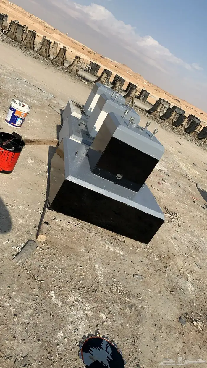 حواجز خرسانية قواعد انارة 30