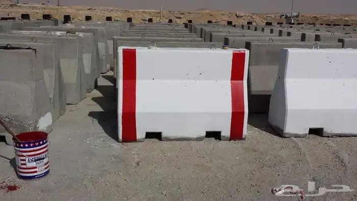 حواجز خرسانية قواعد انارة 9