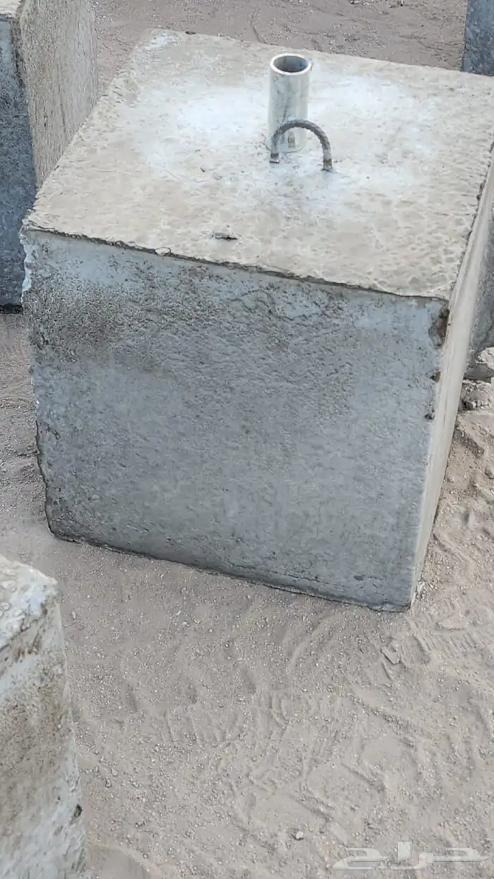 حواجز خرسانية قواعد انارة 26