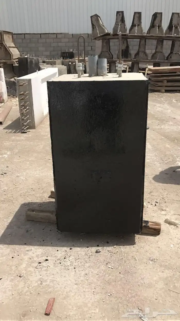 حواجز خرسانية قواعد انارة 29