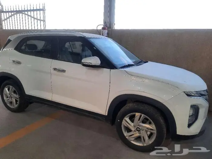 هيونداي كريتا سمارت 1.5 2025 ابيض - اسود 1