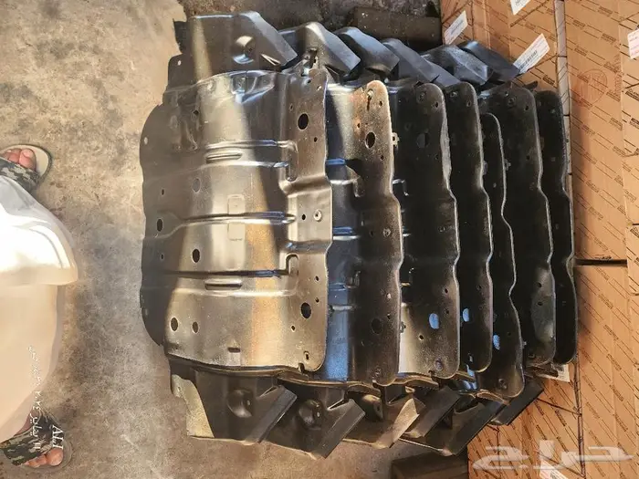 قطع غيار تاندرا سكويا تندرا سيكويا قطع غيار تشليح 88