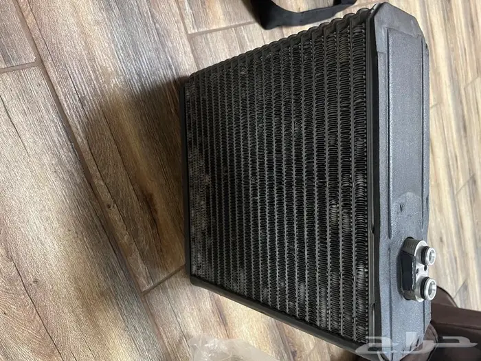 للبيع قطع غيار تويوتا لاندكروزر موديل 2007 37