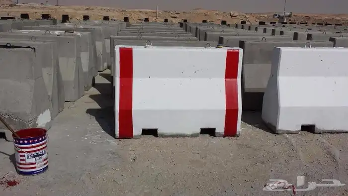 حواجز خرسانية قواعد انارة 11